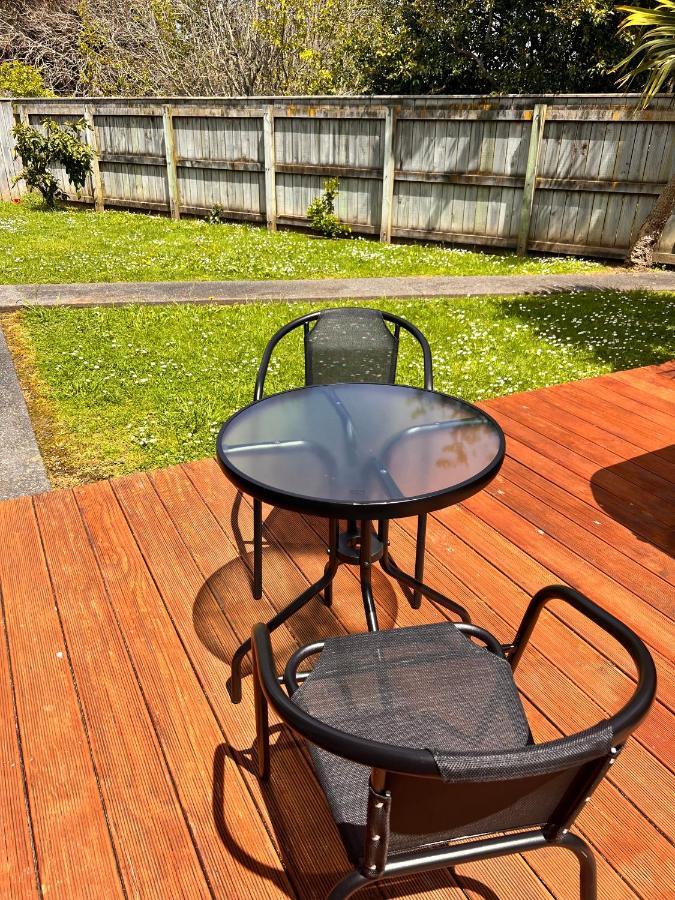 The Perfect Getaway For Two In A Large Suite Whanganui Exteriör bild