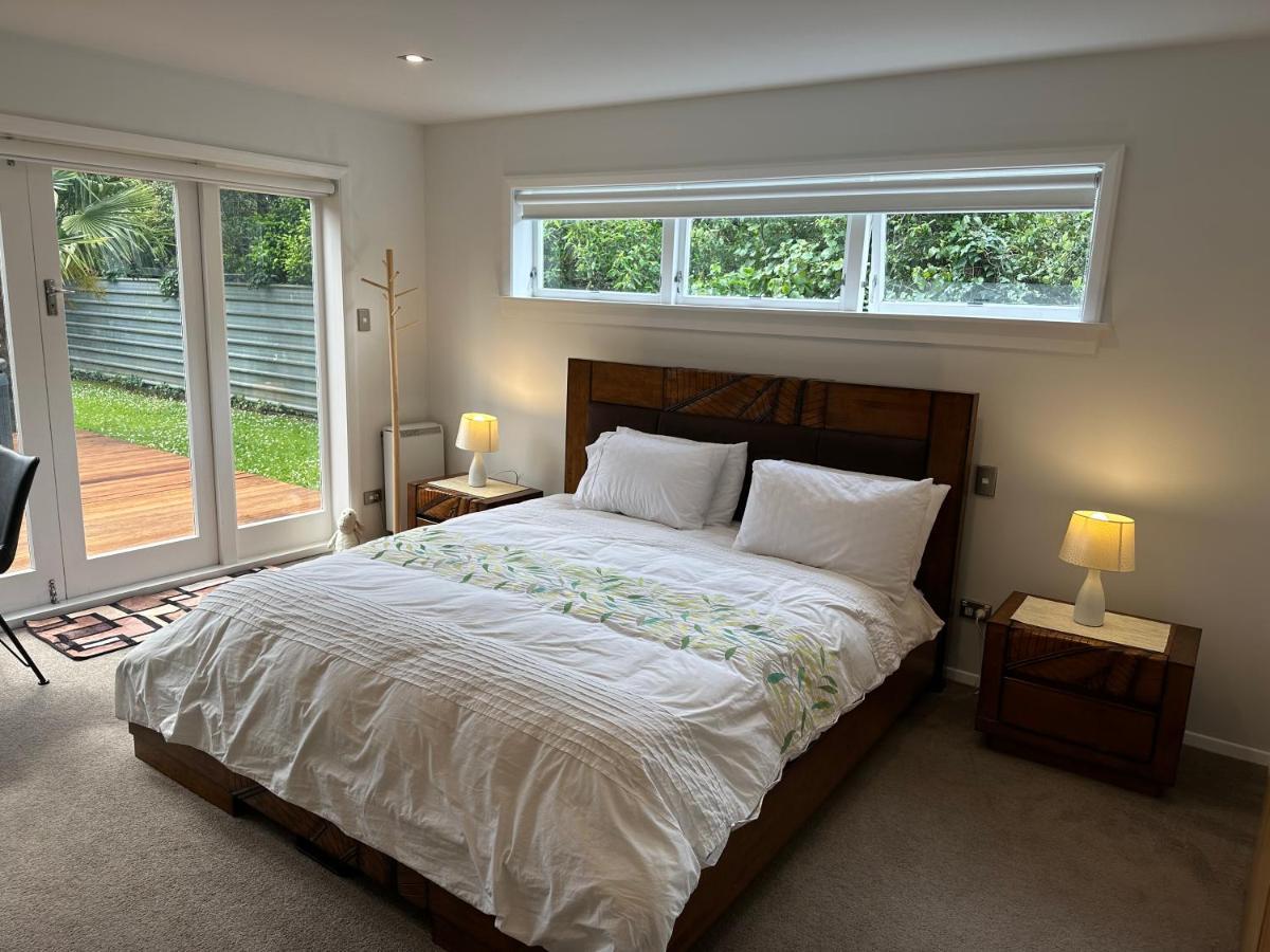 The Perfect Getaway For Two In A Large Suite Whanganui Exteriör bild